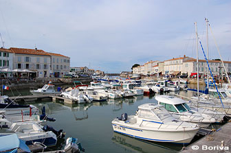 bateaux au port de Saint-Martin de Ré